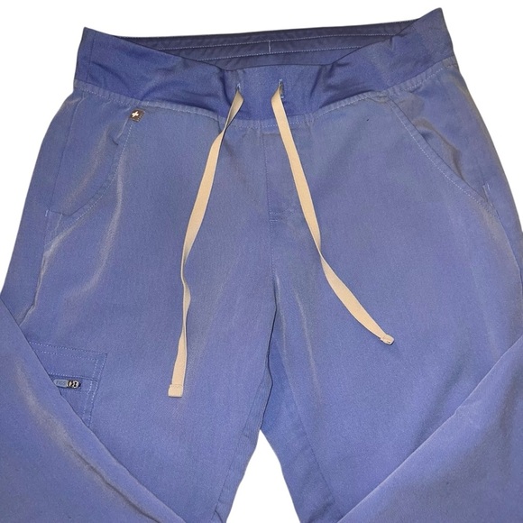 EUC Figs Zamora Jogger Scrub Pants in Small Technical Collection - Picture 3 of 8